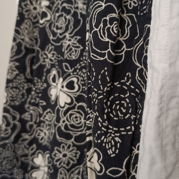 🟡 Vintage Black and Off White Floral lightweight cotton kimono Sz S/M - Picture 2 of 4